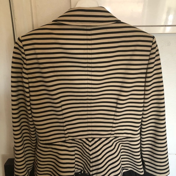 Tahari Blazer - Picture 2 of 2